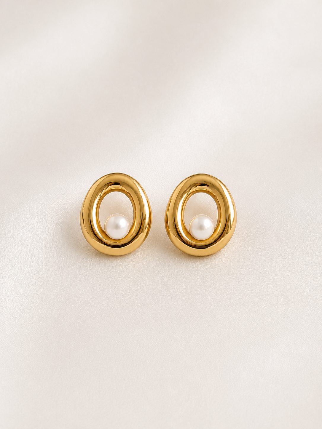 ✨ Aura Pearl Earrings✨