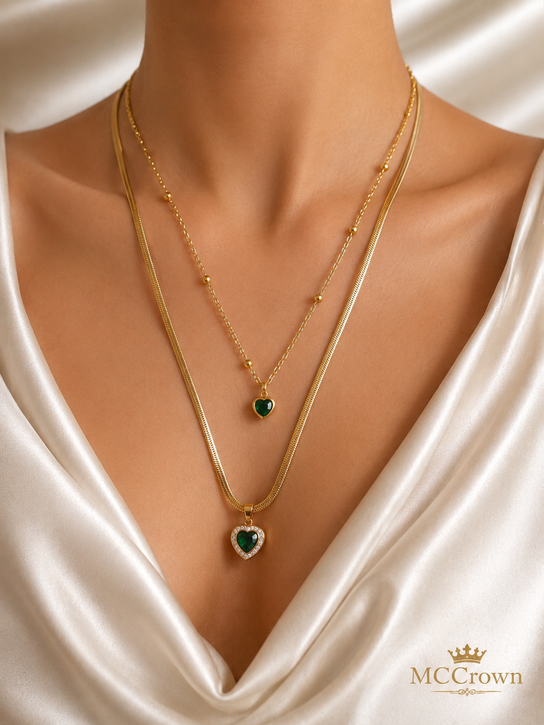 ✨ Emerald Double Heart Necklace✨